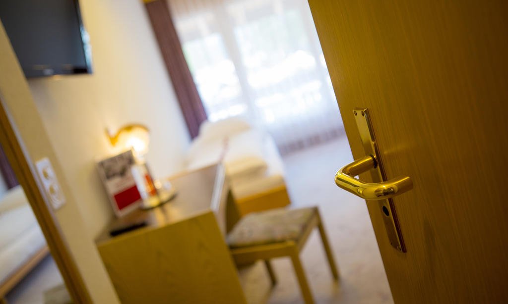 Artemis Easy Stay Self Check In-Out Saas Fee Exteriör bild